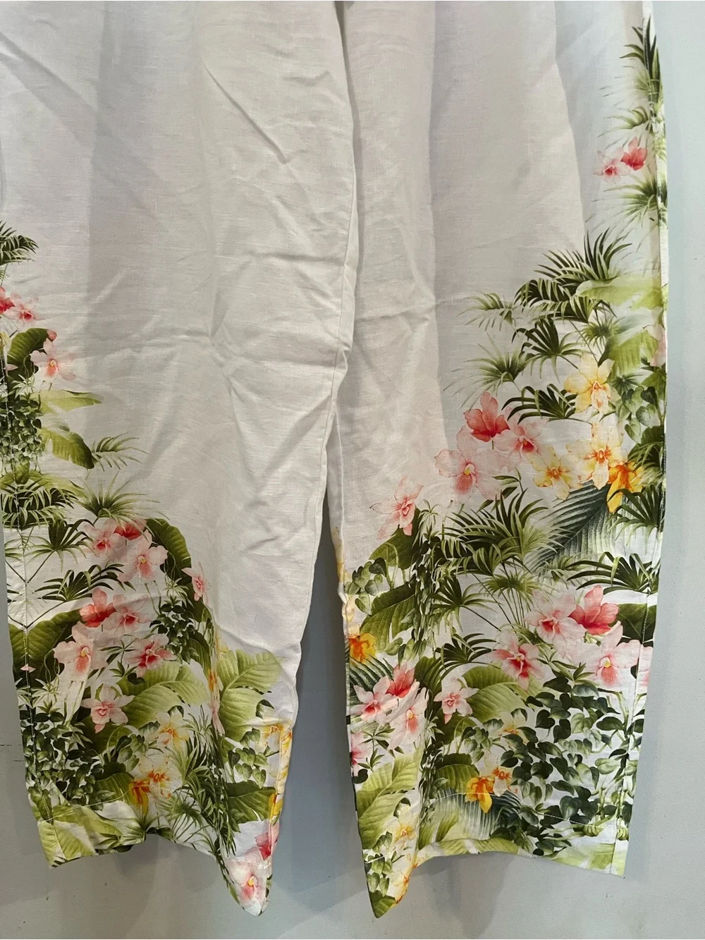 Tommy Bahama Linen Tropical Print Pants - Picture 2 of 6
